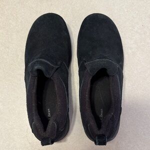L.L. Bean Women’s Black Suede Chukka Boots